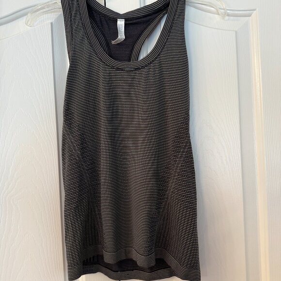 Athleta Striped Tank Womens Small - Picture 1 of 4